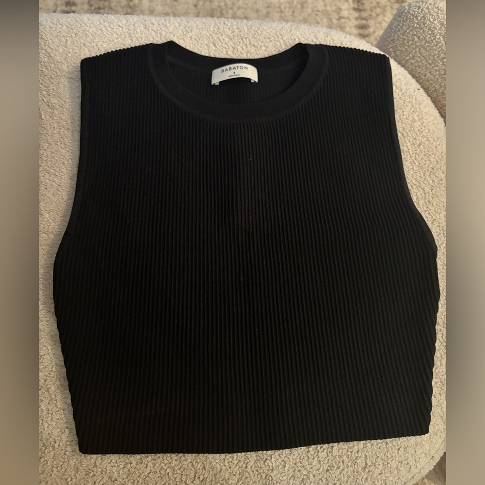 Aritzia Sculpt Knit High Neck Crop Top